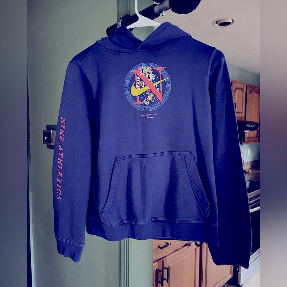 Nike purple hooded sweatshirt boys